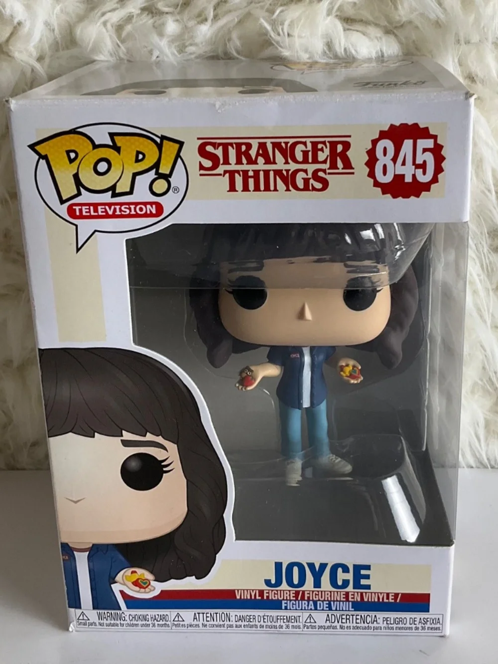 STRANGER THINGS FUNKO POP #845~JOYCE~NEW IN THE BOX!